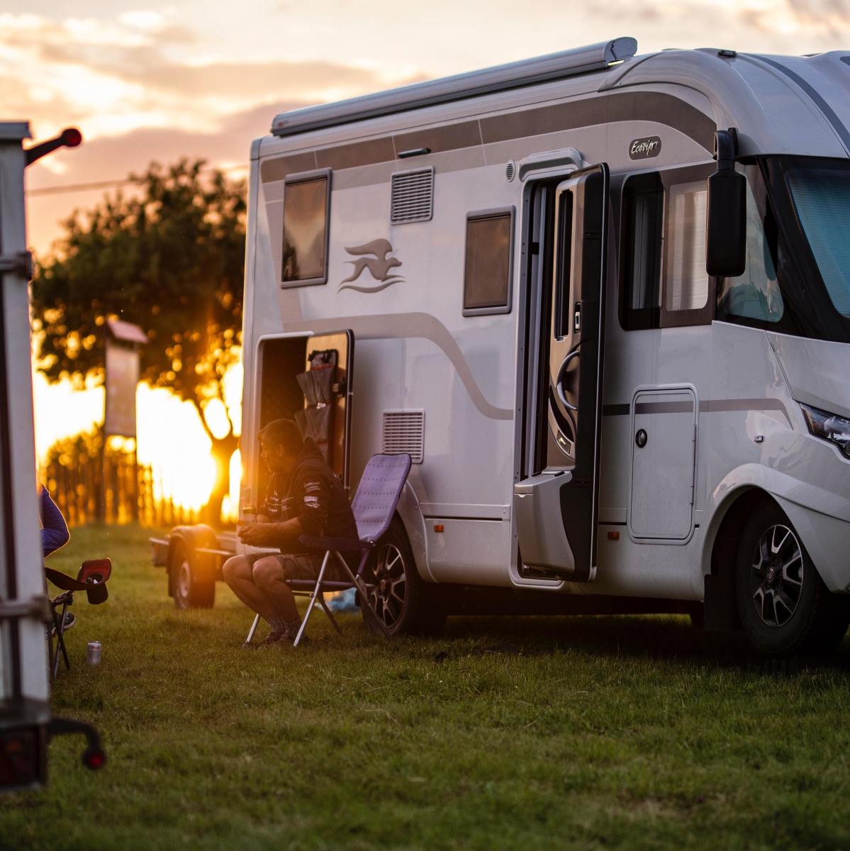 RV camping costs can add up quickly if you aren't careful. Here are some tips to help you get the most for your money. 