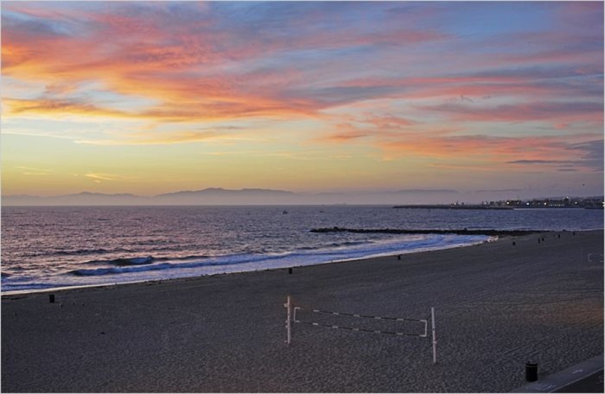 Santa Monica Mountains viewed from the Esplanade during sunset. Originally found at pinterest.com