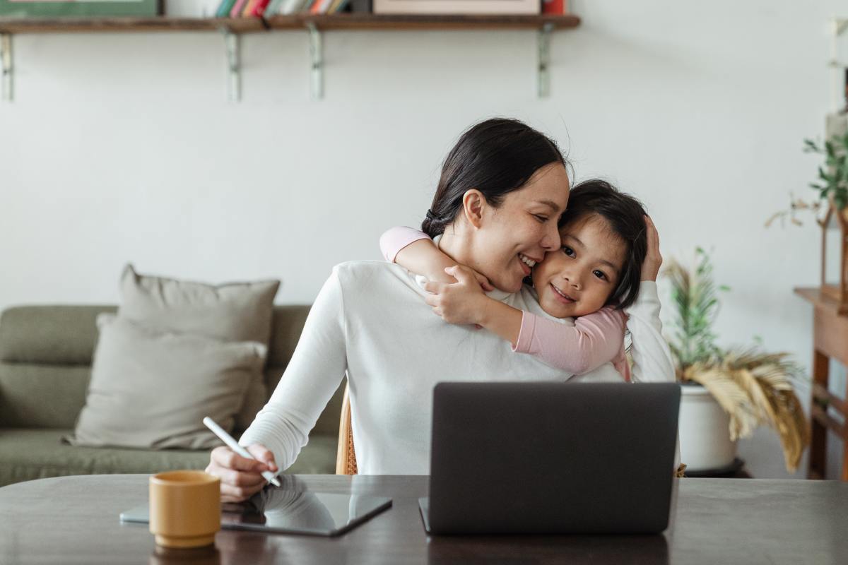 5 Mom Duties Moms Should Outsource: Time-Saving Tips for the Busy Mom
