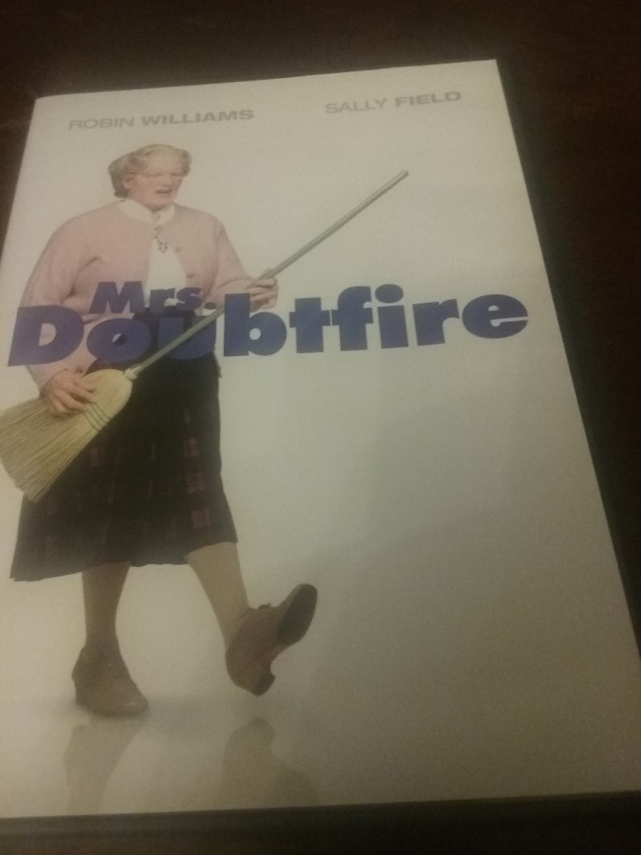 Mrs. Doubtfire Movie Review (1993 Movie)