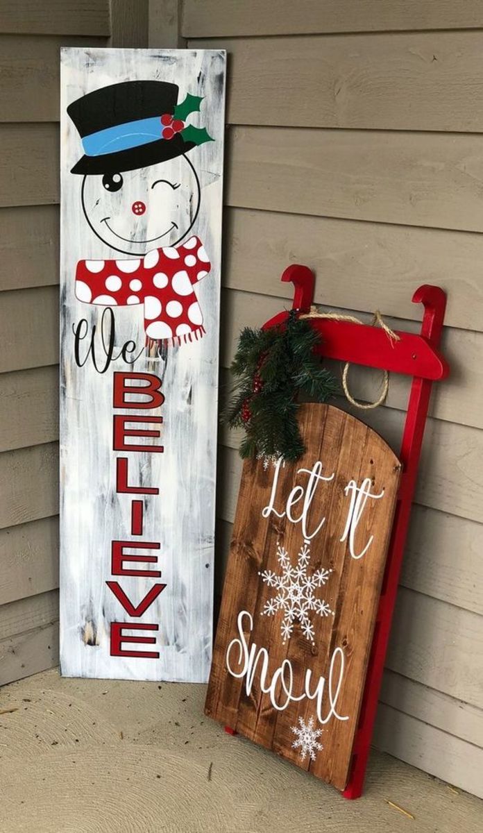 "Let It Snow" Sled With Frosty Sign
