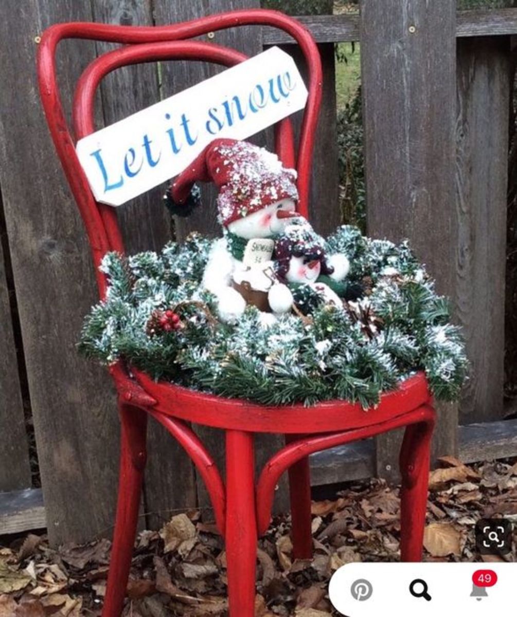 Little Red "Let It Snow" Chair With Wreath