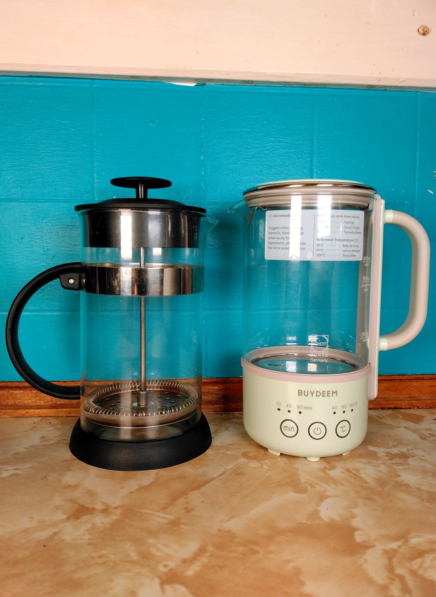 We Review The Buydeem Mini Kettle