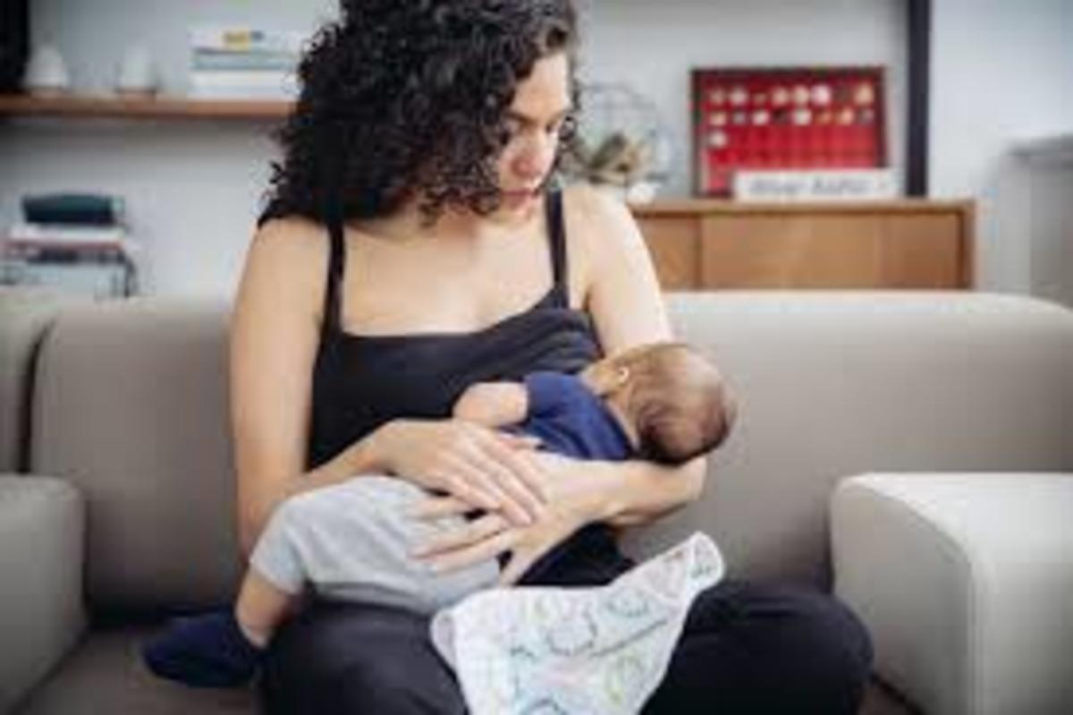 breast-feeding-or-bottle-feeding