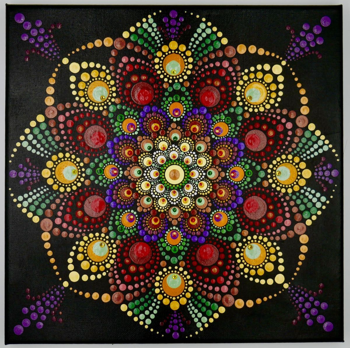 How to make a dot mandala painting with swooshes and swipes with