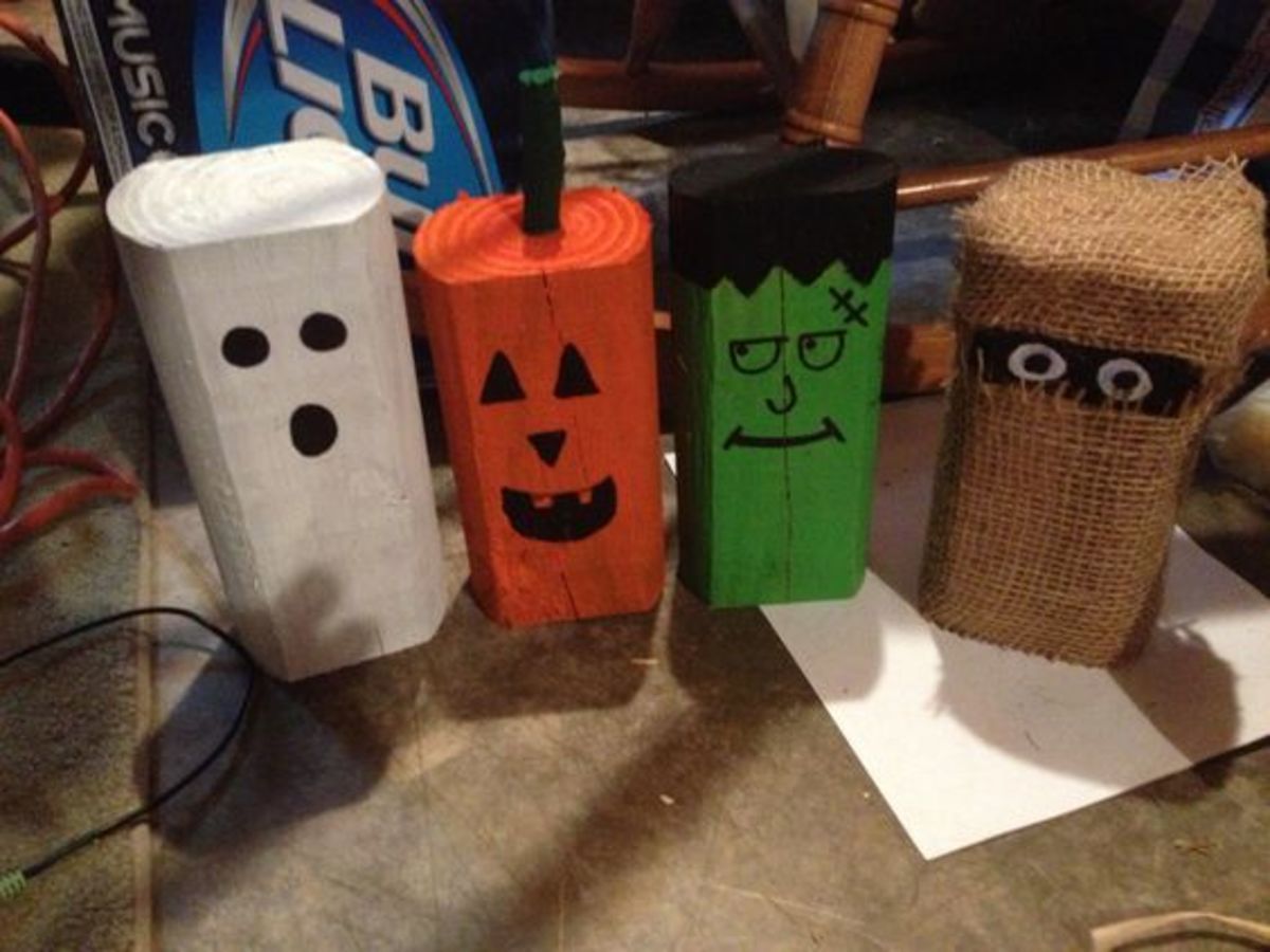 Primitive Crafts. Halloween decor made from landscape timbers. Just add paint.