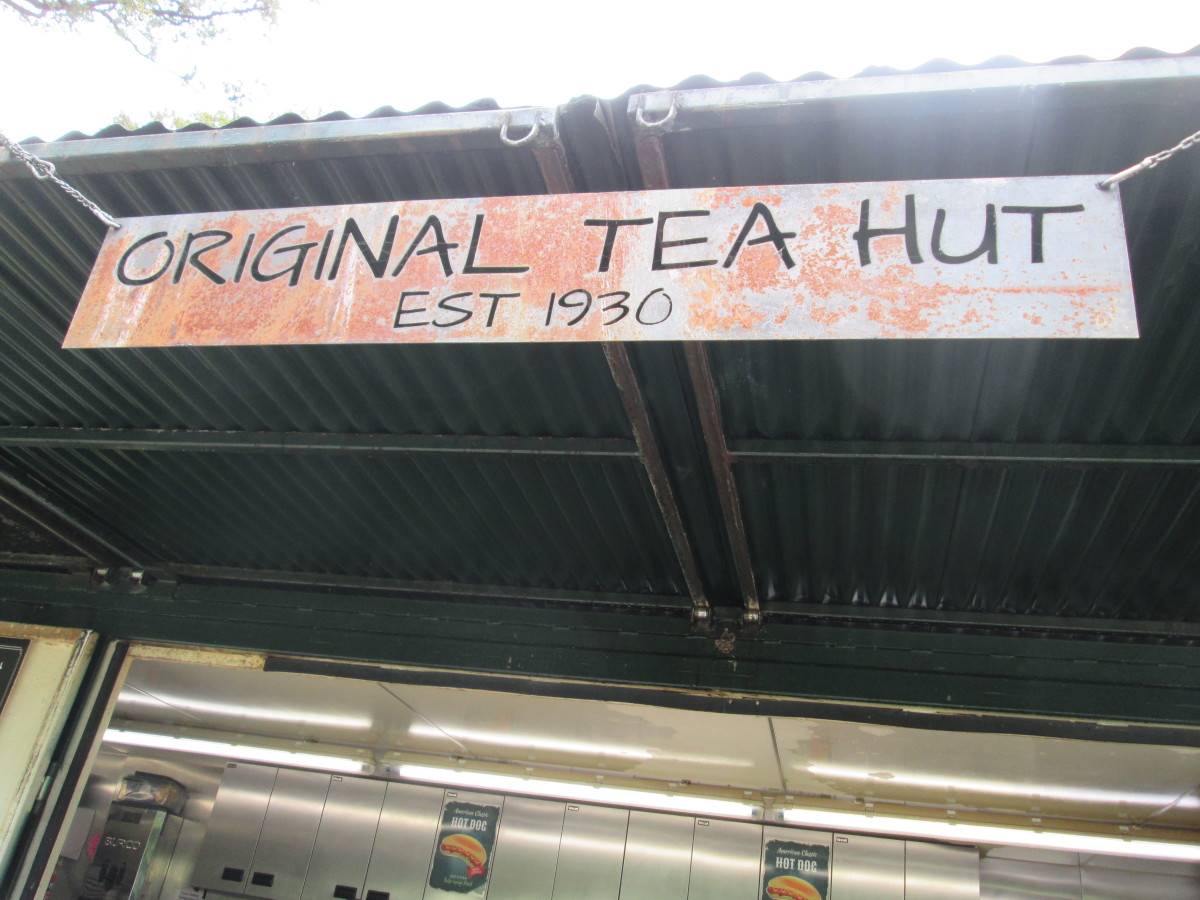 This is it, folks, The Original Tea Hut, 1930, an historic site close to the Epping New Road in north-western Essex 