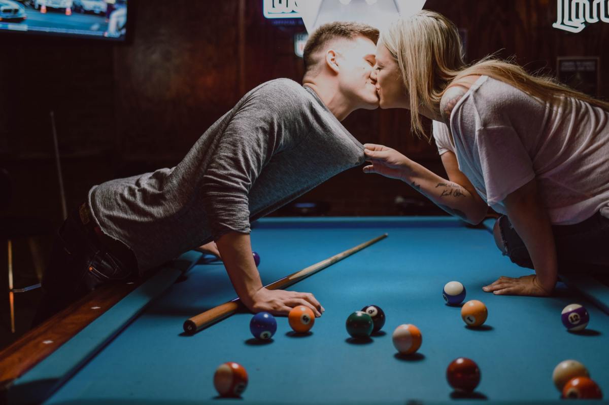 Learn the best ways to start dating as a bisexual