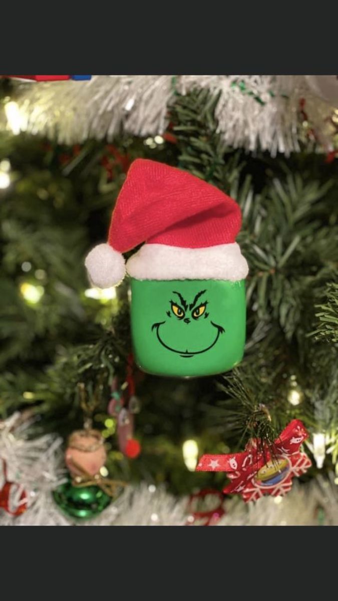 75+ Unique DIY Dollar Store Foam Dice Crafts