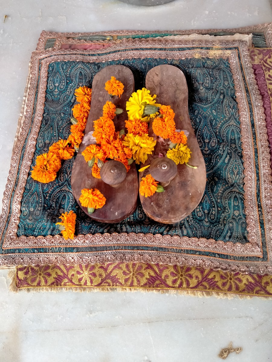 wooden slippers of  Mohant Bihari Giriji Maharaj; Tungareshwar