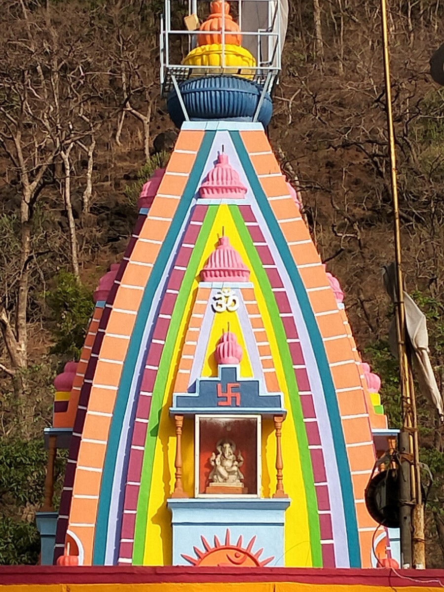 The Shikhara of the Shiva temple, Tungareshwar