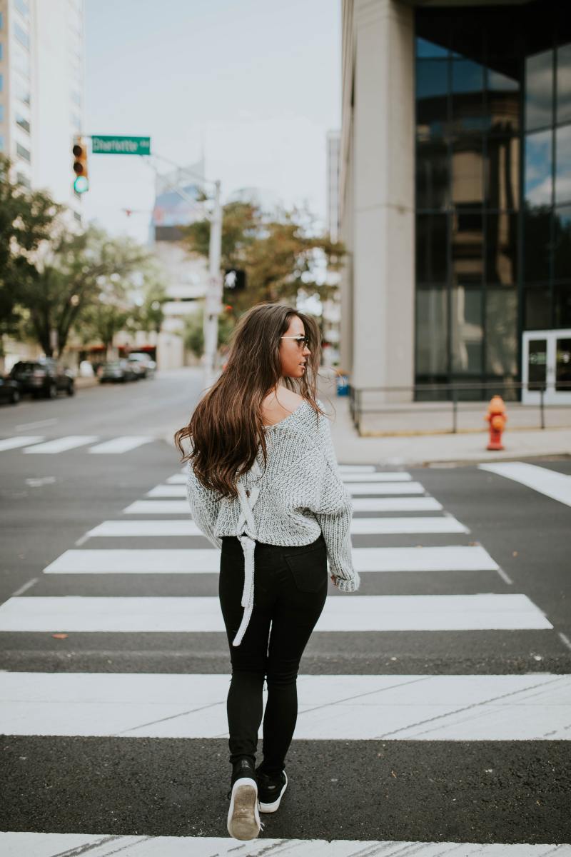 55+ Leggings Outfit Ideas That Are Hot Right Now  Outfits with leggings, Cute  outfits with leggings, Comfy school outfits