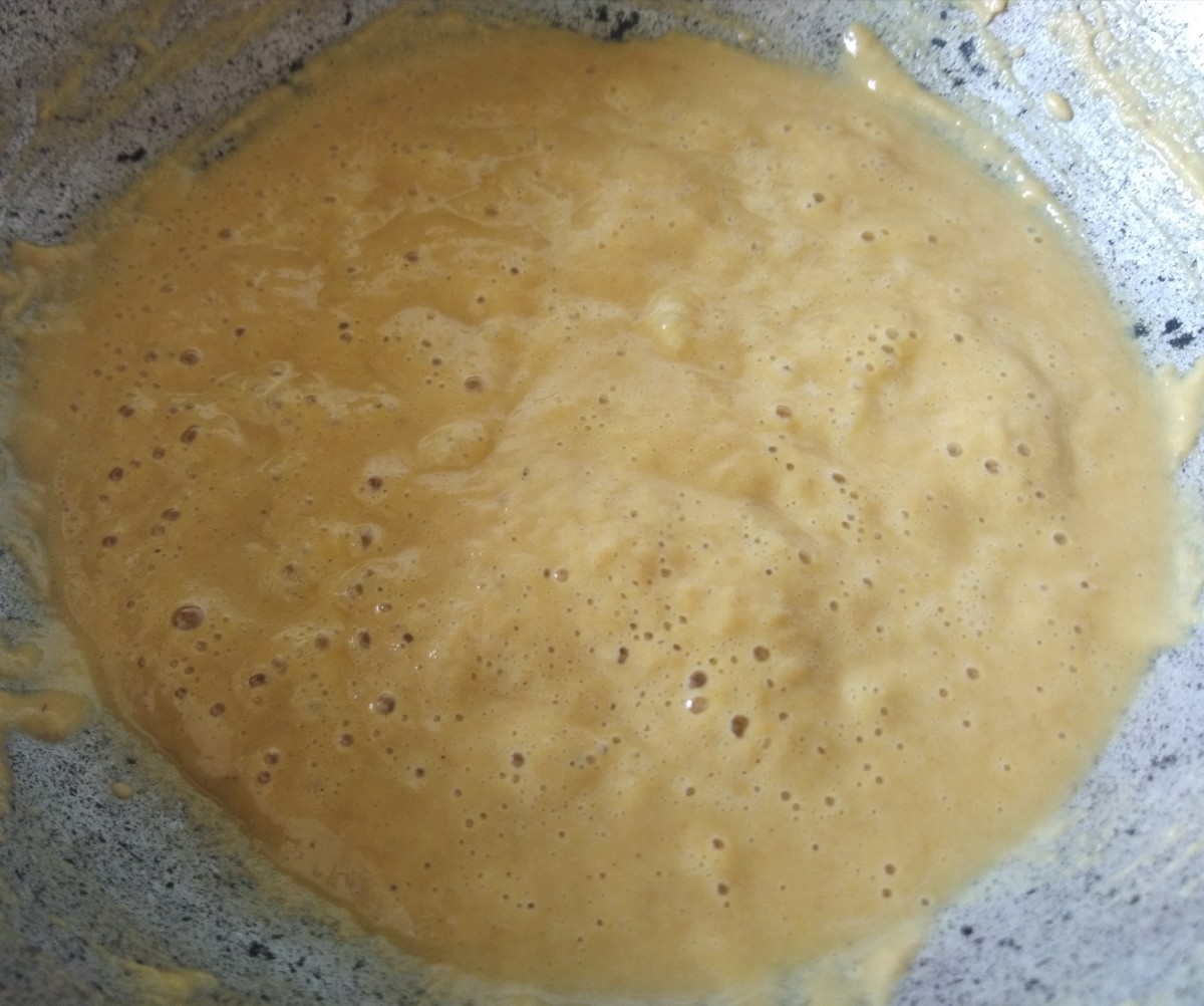Stir continuously till the color of the mixture turns to golden brown and fragrant. In 4-5 minutes, ghee starts to leave from the sides and bubble appears.