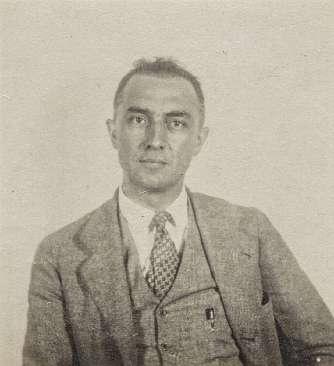 Read on for a helpful and insightful analysis of William Carlos Williams' poem "Pastoral."