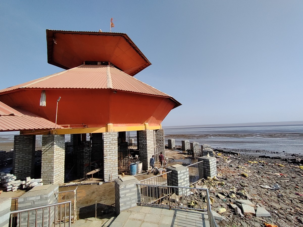 Stambheshwar temple from one side