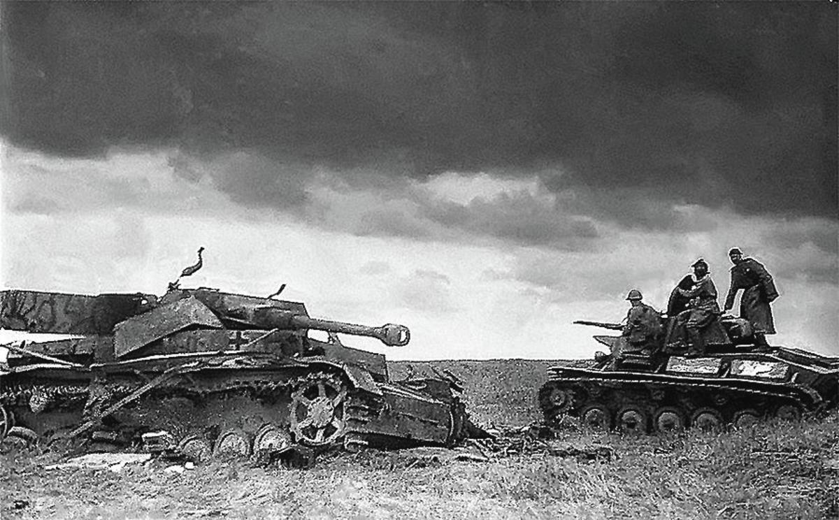 Disabled German MKIV at the battle of Kursk. The Red Army would win the battle of attrition in 1943. After Kurk Nazi forces would be overwhelmed by waves of attacking T-34s.