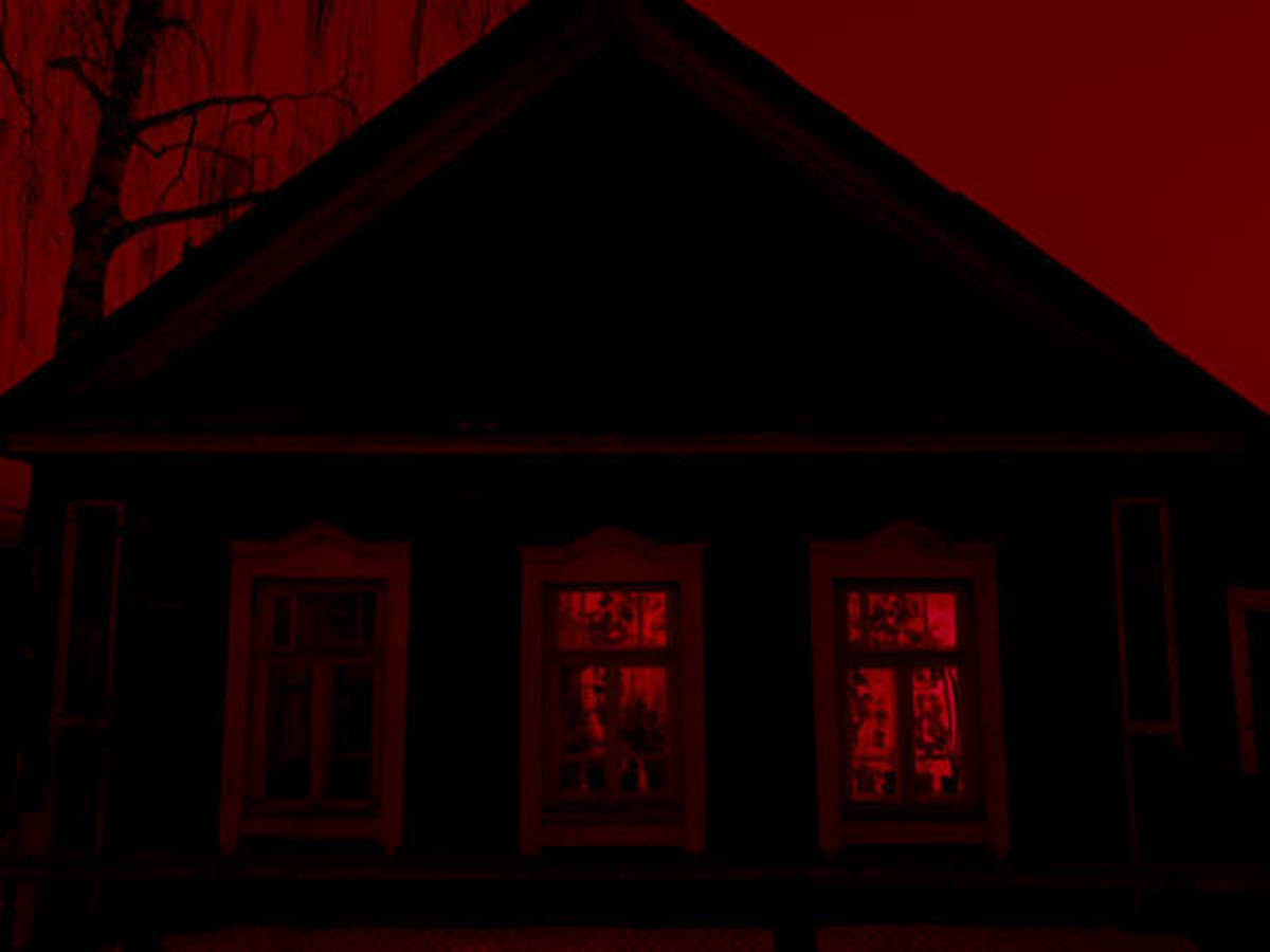 3 Things You Shouldn't Do If You Suspect Your Home Is Haunted
