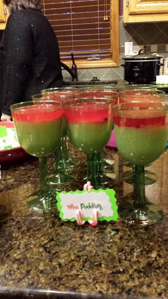 grinch-themed-christmas-party-ideas