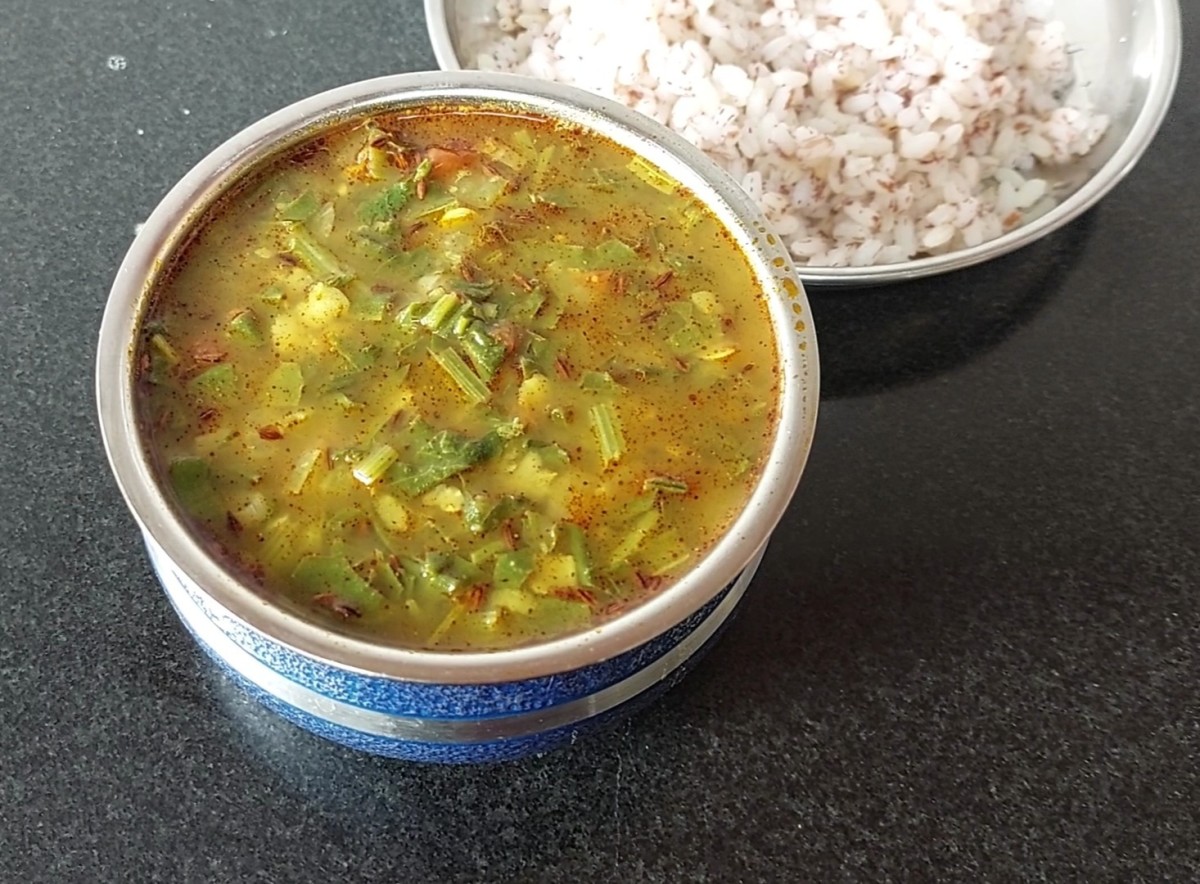 Easy and healthy palak dal is ready to serve. Serve hot with rice, chapati, phulka or dosa and enjoy.