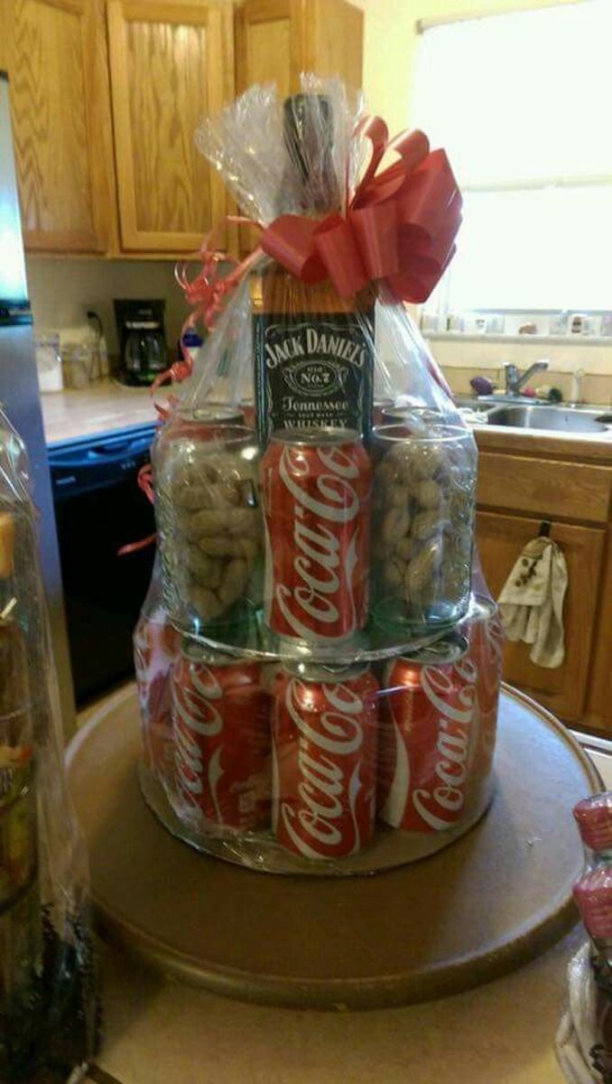 christmas-gift-basket-ideas-for-friends