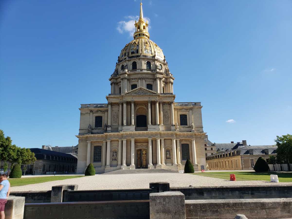 The domed Church of Les Invalides houses Napoleon's tomb and was heavily inspired by the St. Peter's Basilica in Rome.