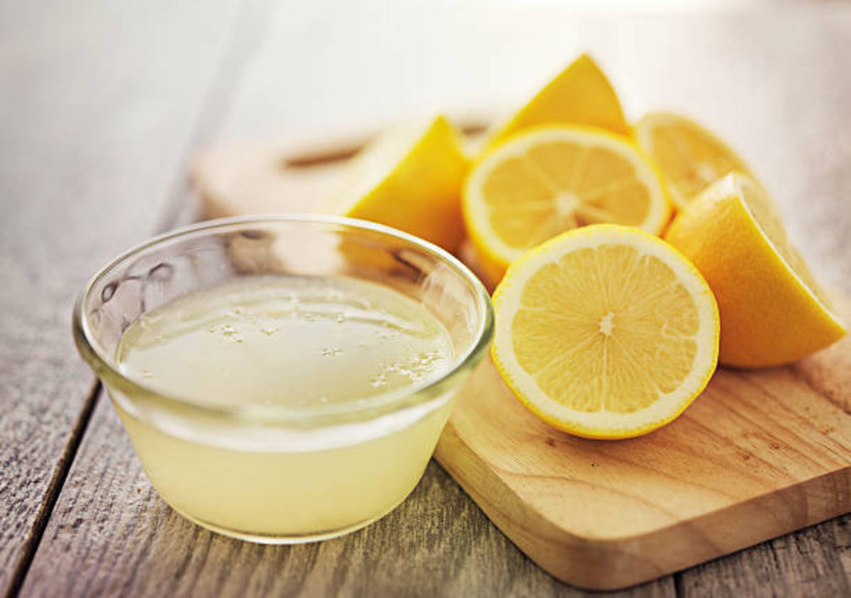 Lemon juice for healthy hair 