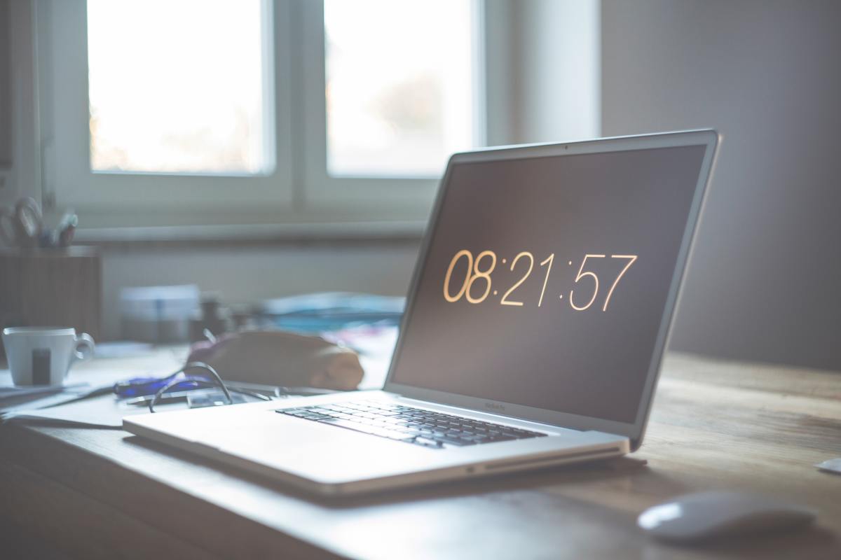 Create a Running Clock in Excel With a Macro - 65