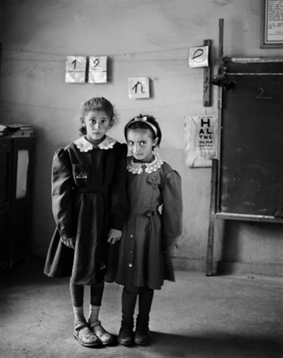sweet-nothings-the-small-schoolgirls-of-the-borderlands-in-eastern-anatolia-by-vanessa-winship-a-review