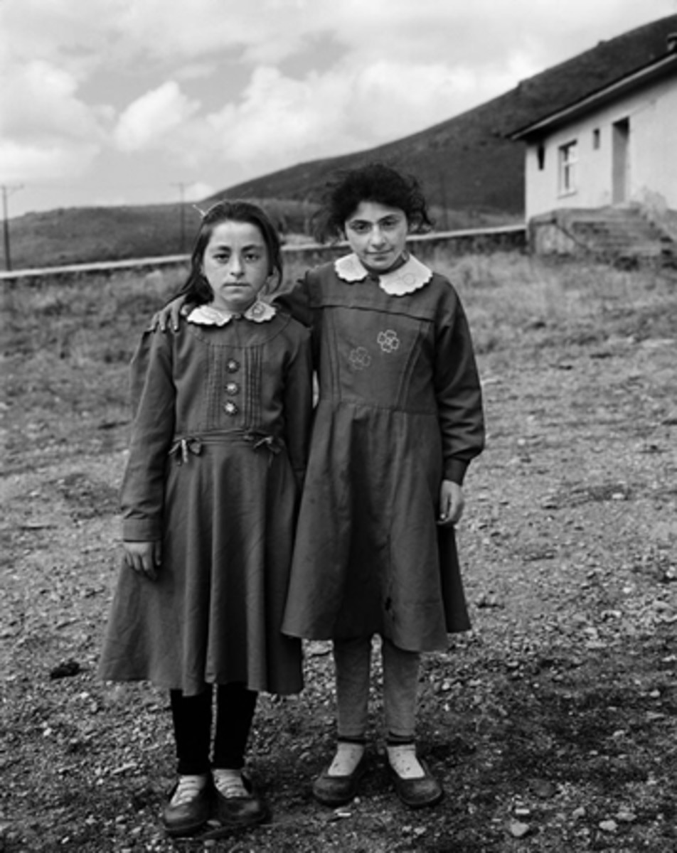 sweet-nothings-the-small-schoolgirls-of-the-borderlands-in-eastern-anatolia-by-vanessa-winship-a-review