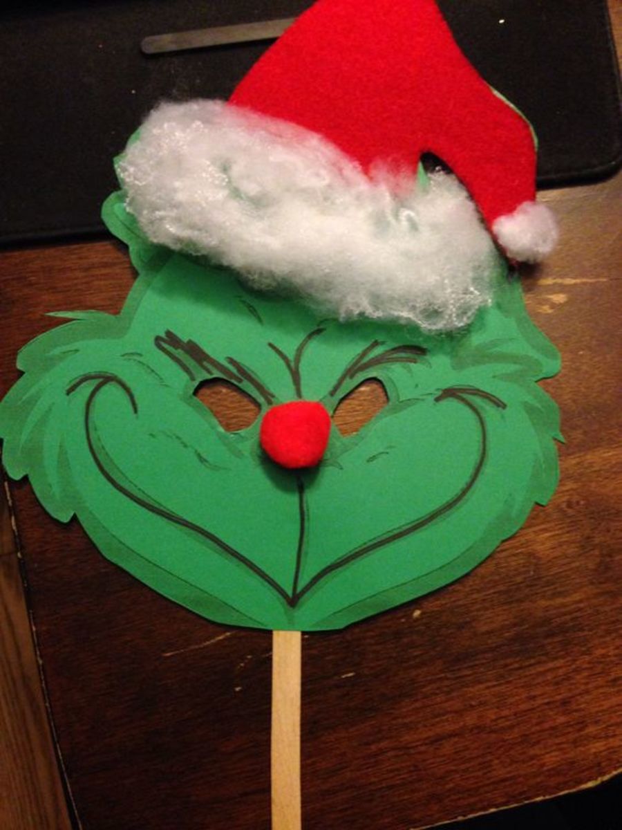 75+ Easy and Fun Christmas Crafts That Kids Love Making - FeltMagnet