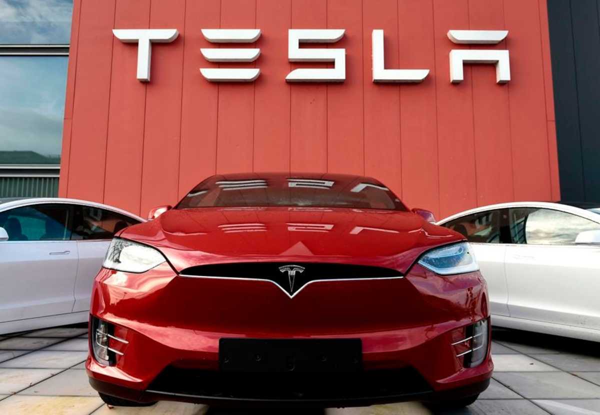 what-makes-tesla-motors-so-successful-hubpages