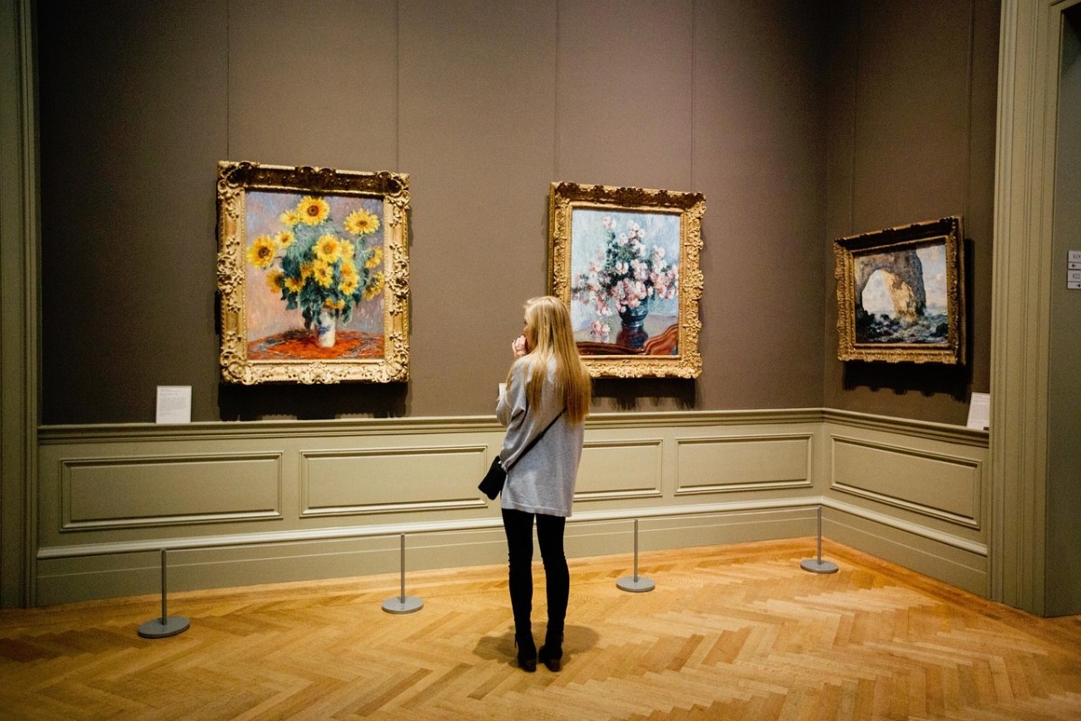 Visit an art museum!