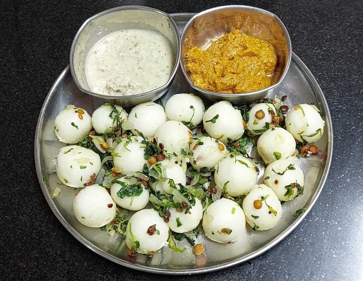 Heathy and tasty methi leaves rice balls are ready to serve. Serve hot with any chutney or sambar and enjoy.