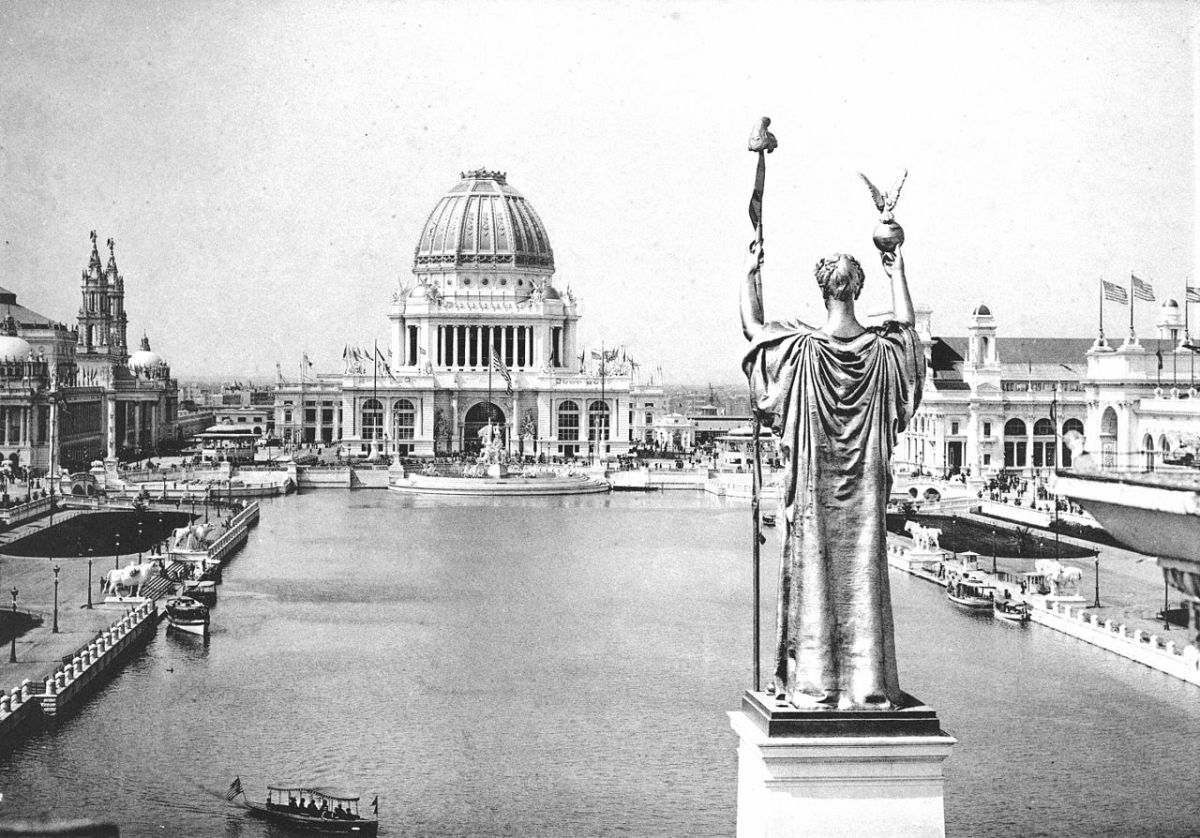 Grand Basin of the 1893 World's Columbian Exposition.