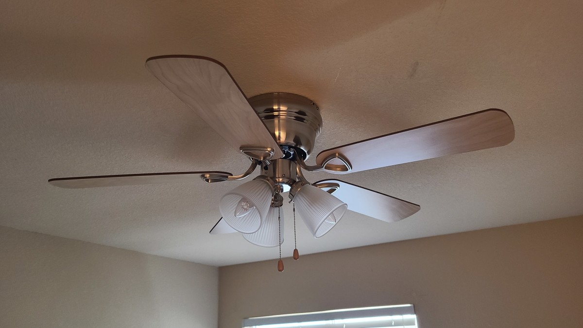 How to Balance a Ceiling Fan Using a Coin