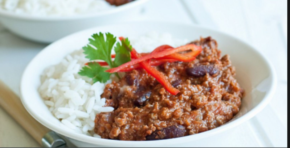 Steamed rice and  Minced meat 