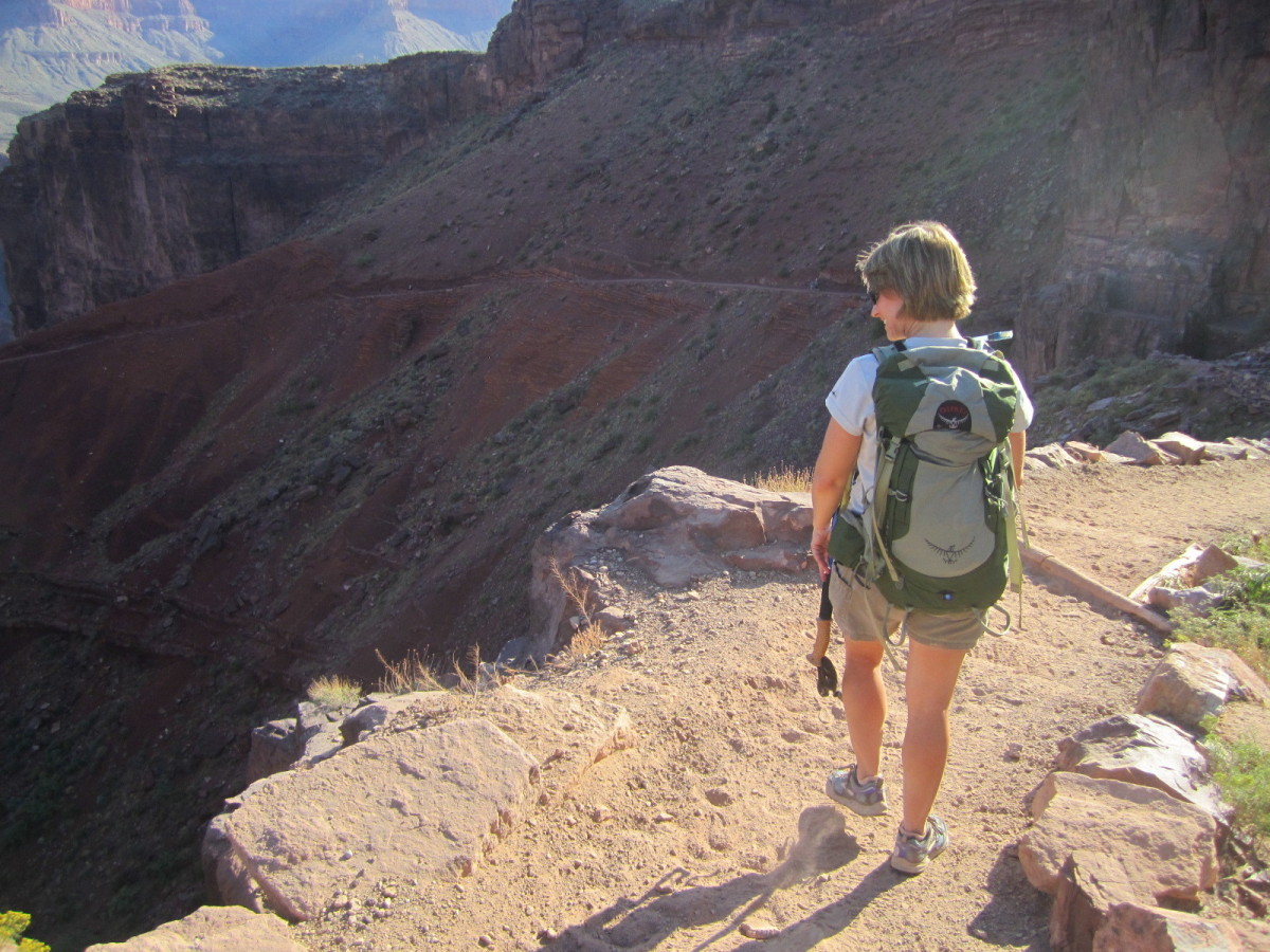 Ten Essentials for Backcountry Hiking