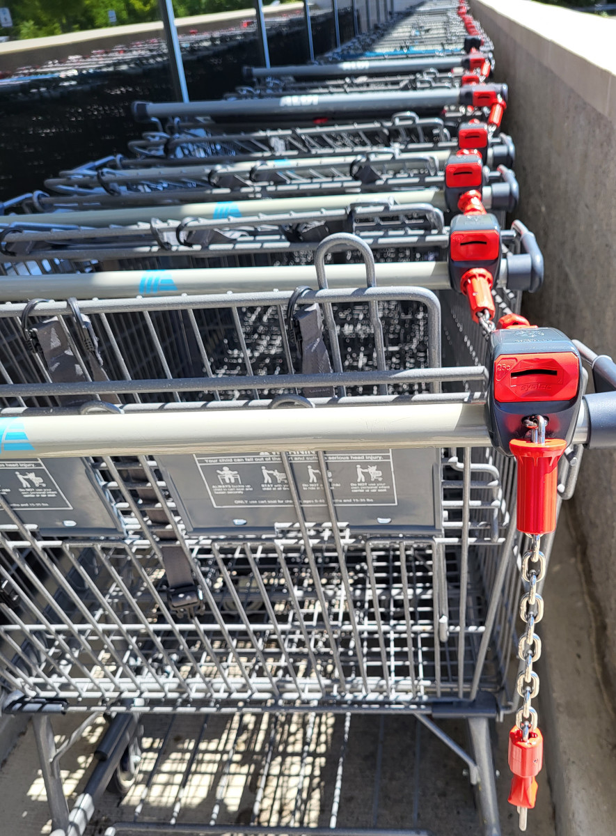 It can be a little tricky to release your cart from the cart line the first time you go. When you return your cart, your quarter is returned.