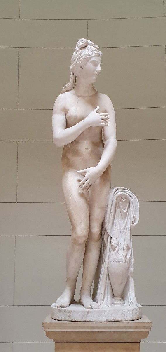 Aphrodite at Rotunda of Altes Museum