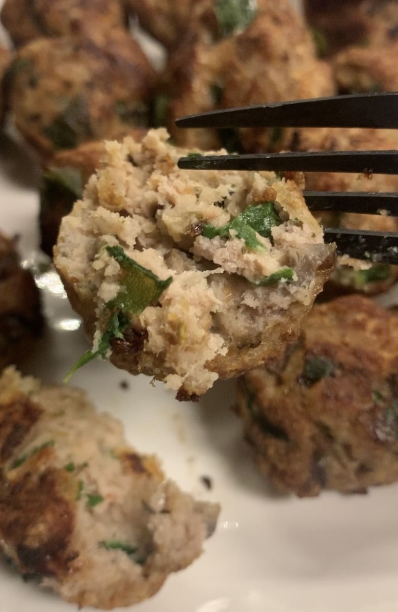 Air Fryer Spinach & Mushroom Stuffed Turkey Meatballs