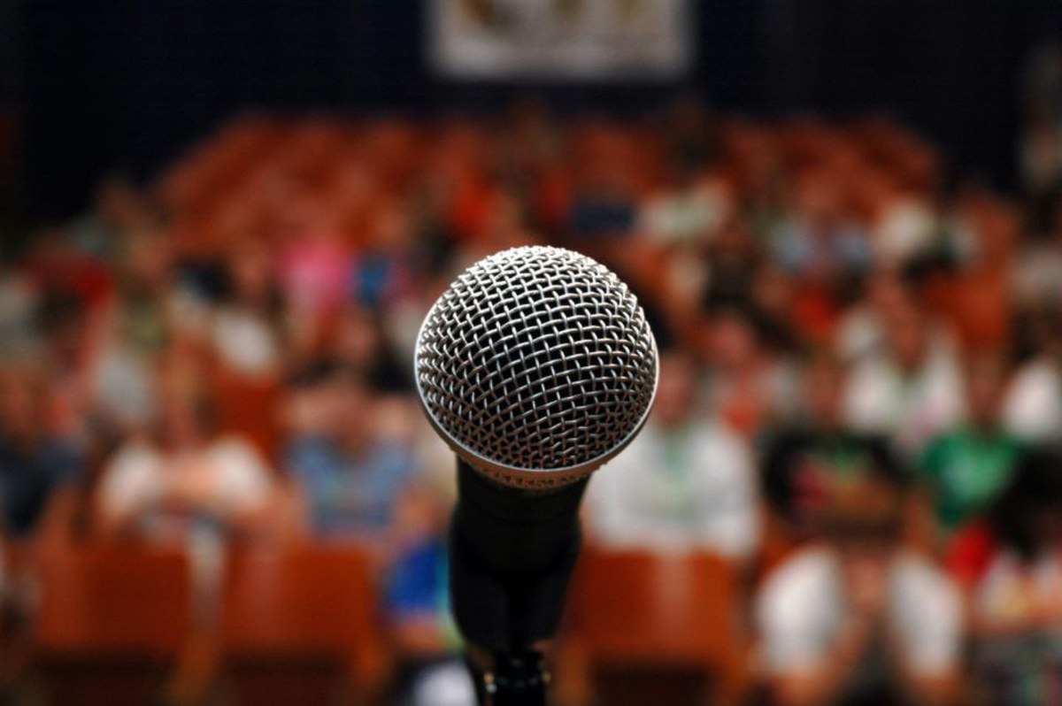 5 Steps to Deliver a Good Onstage Speech