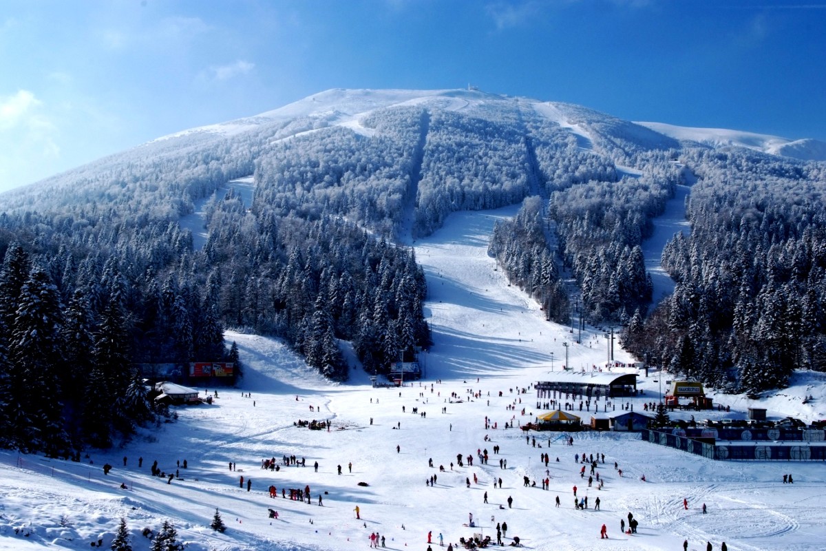 unusual-skiing-locations