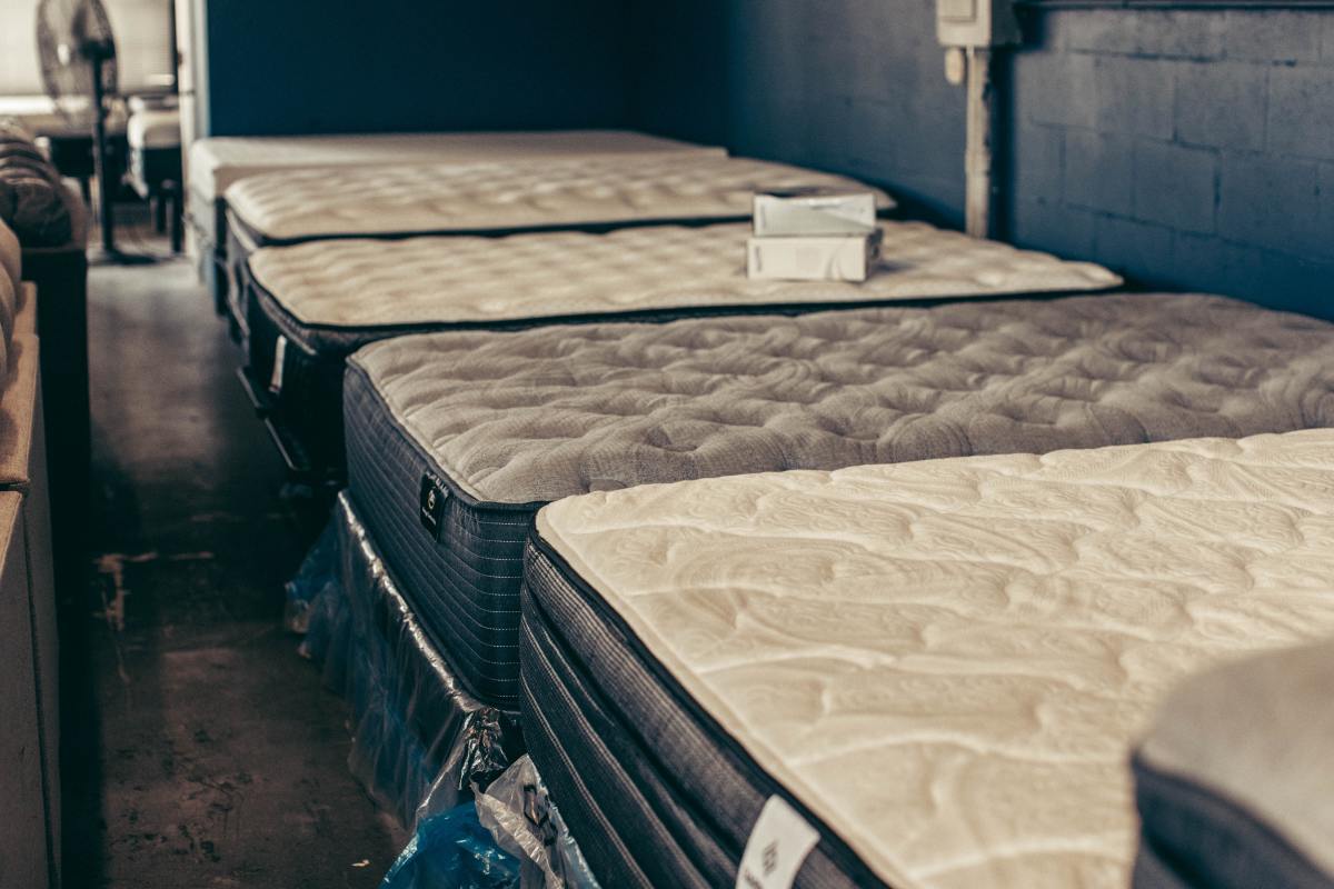 I had two experiences at opposite ends of the spectrum while secret-shopping for a mattress.