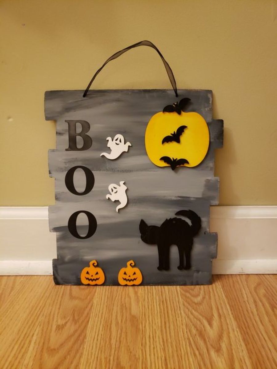 "Boo!" Pallet Sign With Black Cat