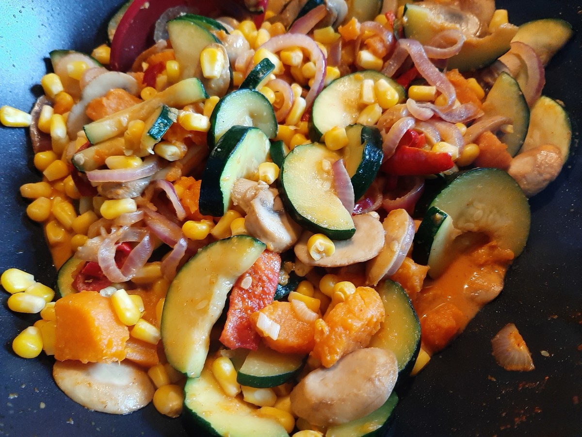Zucchini hash is a quick and easy main course dish.
