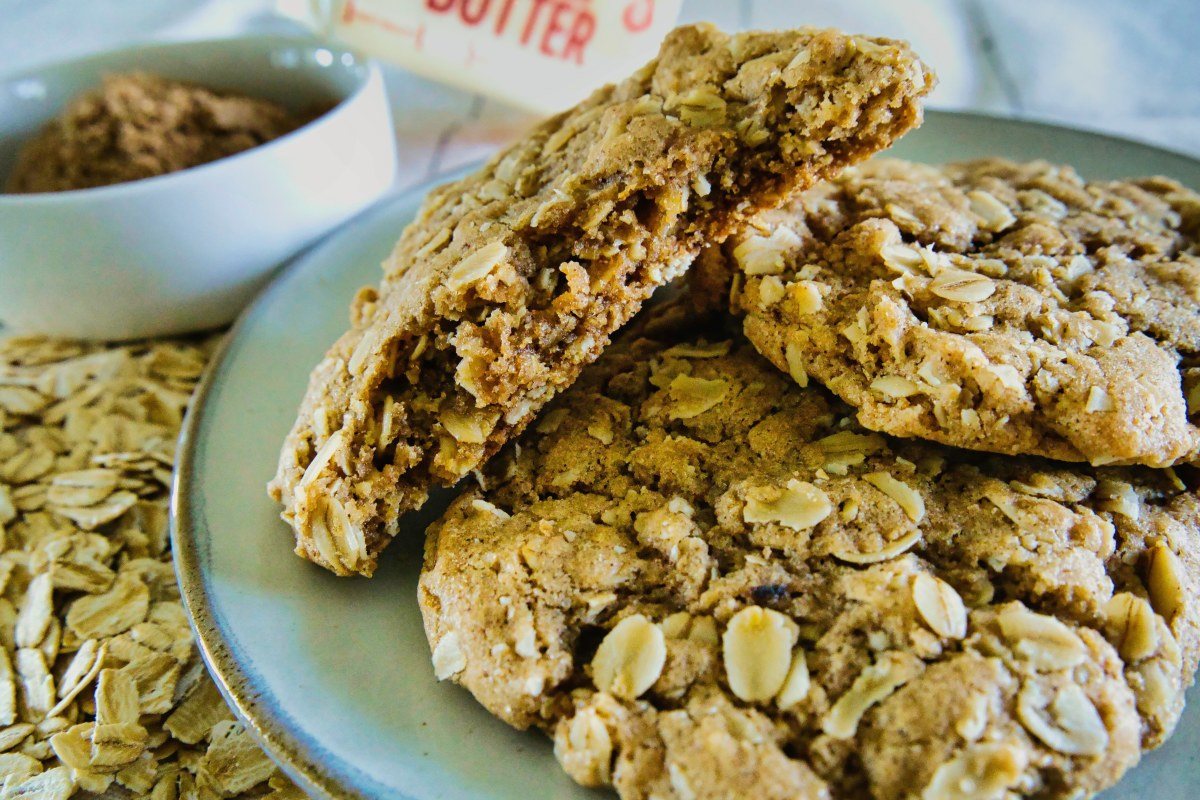 Fresh baked browned butter oatmeal cookies