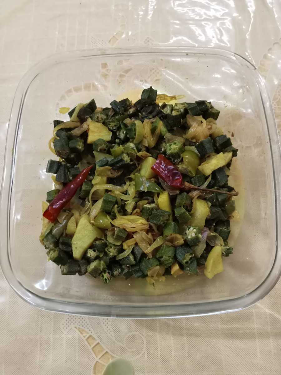Low Calorie Okra Dry Vegetable