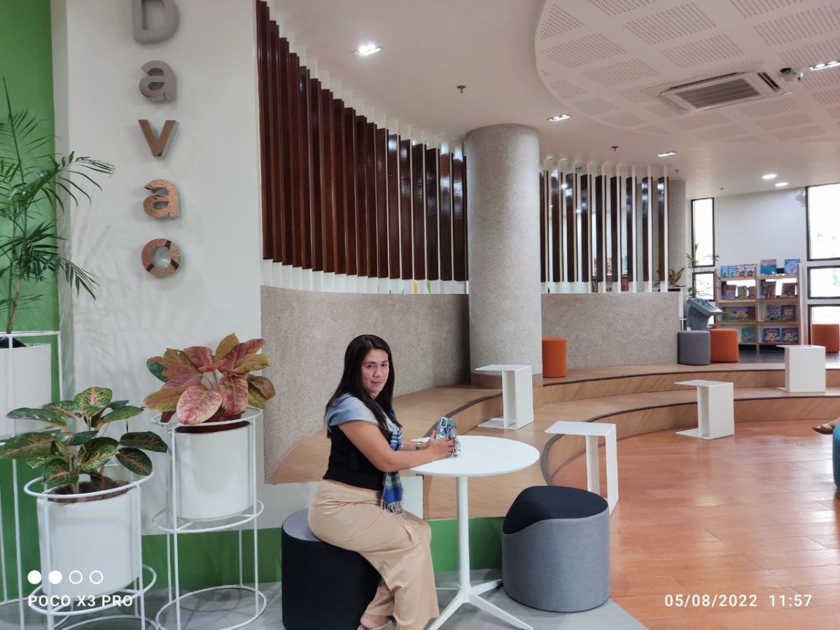 Davao City library that looks like a Cafe