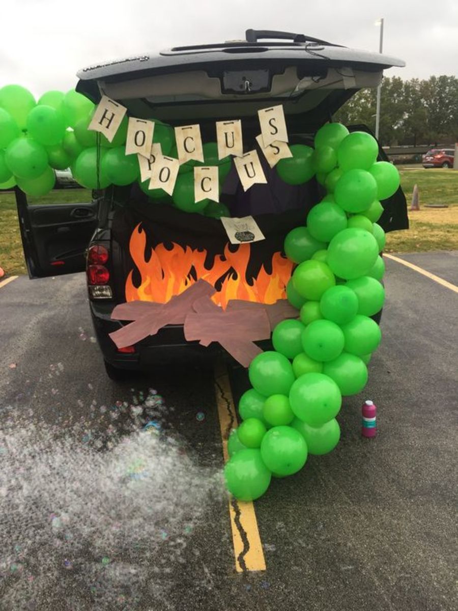 75+ Awesome Trunk or Treat Ideas for Cars Holidappy