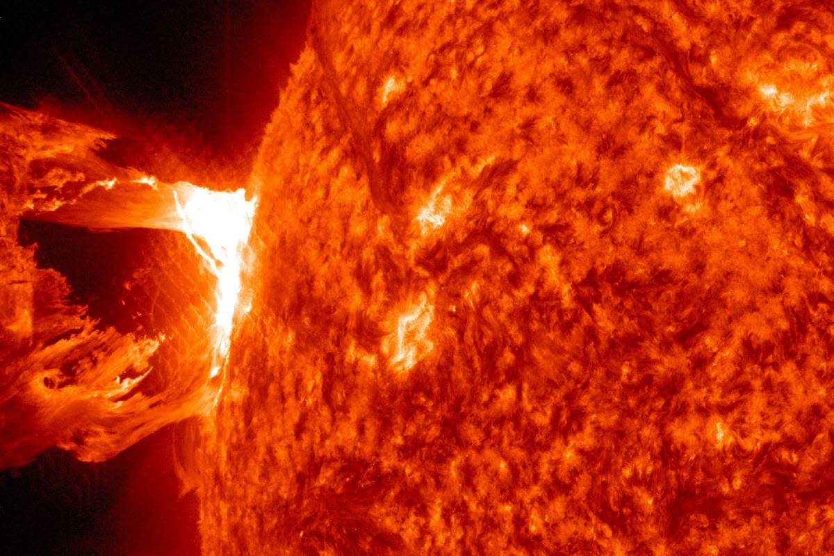 What Is the Exterior Structure of the Sun?